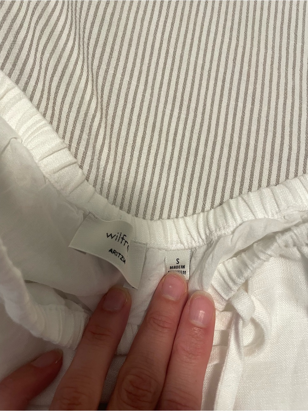 Aritzia White Linen Tiered Maxi Skirt - Picture 2 of 3